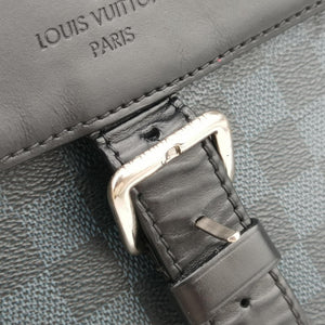 Pre-owned Louis Vuitton Newport Messenger PM black×navy Damier Cobalt N41587 shoulderbag | stylenewstar