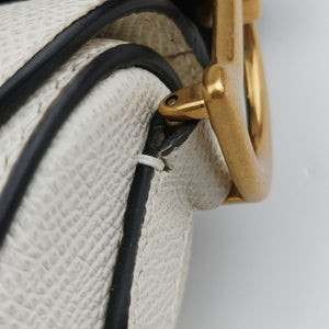 Pre-owned Christian Dior Saddle White Leather handbag | stylenewstar