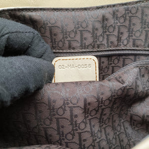 Secondhand Christian Dior Gaucho Beige Leather shoulderbag | stylenewstar