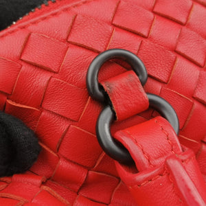 Pre-owned Bottega Veneta Intrecciato Red lambskin shoulderbag | stylenewstar