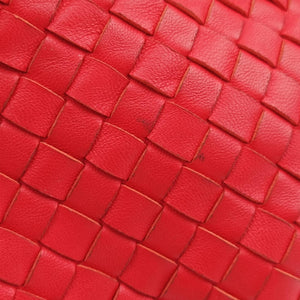 Pre-owned Bottega Veneta Intrecciato Red lambskin shoulderbag | stylenewstar