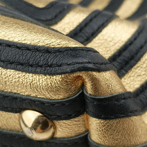 Pre-owned Fendi Dotcom Click Small Golden Leather 8BN299 shoulderbag | stylenewstar