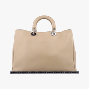 Pre-owned Christian Dior Diorissimo Beige Leather shoulderbag | stylenewstar