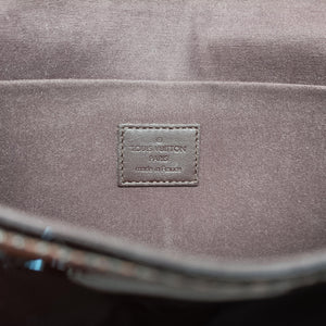 Pre-owned Louis Vuitton Pochette Felice Amarante Vernis M64579 shoulderbag | stylenewstar