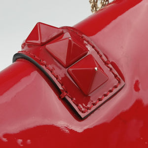 Secondhand Valentino Rockstud Glam Lock Red Patent Leather shoulderbag | stylenewstar