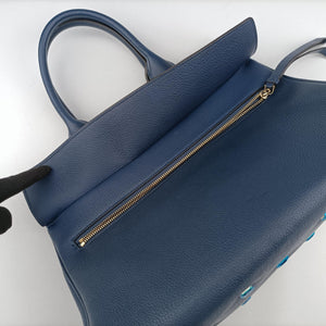 Pre-owned Ferragamo Studio Navy Grained Calfskin 21H159 shoulderbag | stylenewstar