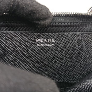 Pre-owned Prada Triangle Logo Plate Black SAFFIANO Leather 1NR015 shoulderbag | stylenewstar