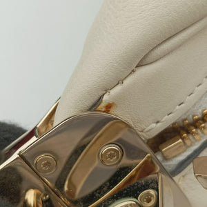 Vintage Gucci Attache G-Shaped Hook White Leather 702823 shoulderbag | stylenewstar