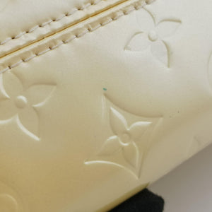 Pre-owned Louis Vuitton ROXBURY Drive Perle Vernis M91374 shoulderbag | stylenewstar