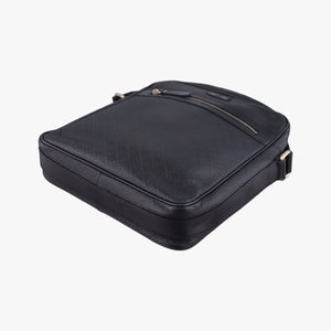 Pre-owned Gucci Diamante Black leather 201448 shoulderbag | stylenewstar
