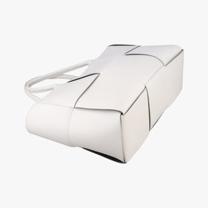 Pre-owned Bottega Veneta The Arcotote White lambskin handbag | stylenewstar