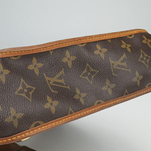 Pre-owned Louis Vuitton Musette brown×Green Monogram Perforated M95173 shoulderbag | stylenewstar