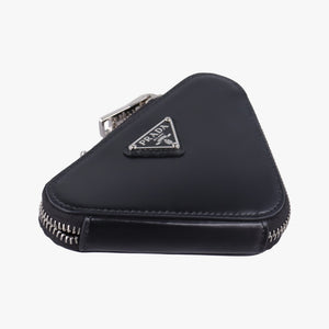 Vintage Prada Triangle Chain Pouch Black Leather shoulderbag | stylenewstar