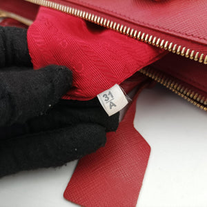 Pre-owned Prada Galleria Red SAFFIANO Leather BN1874 handbag | stylenewstar