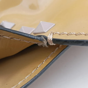Pre-owned Valentino Rockstud khaki Patent Leather shoulderbag | stylenewstar