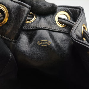 Vintage Chanel CC Logo Black Lambskin shoulderbag | stylenewstar