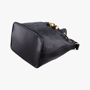 Vintage Chanel CC Logo Black Lambskin shoulderbag | stylenewstar