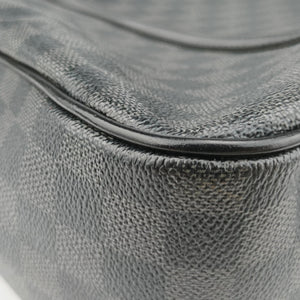 Pre-owned Louis Vuitton TADAO Noir Damier Graphite N51192 shoulderbag | stylenewstar
