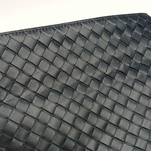 Secondhand Bottega Veneta Intrecciato Navy lambskin shoulderbag | stylenewstar