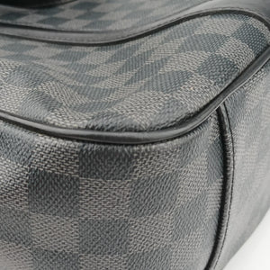 Pre-owned Louis Vuitton TADAO Noir Damier Graphite N51192 shoulderbag | stylenewstar