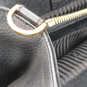Pre-owned Fendi 2 JOURS Black Leather 8BH250 shoulderbag | stylenewstar