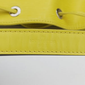 Pre-owned Louis Vuitton Petit Noe Pistache Epi M40842 shoulderbag | stylenewstar