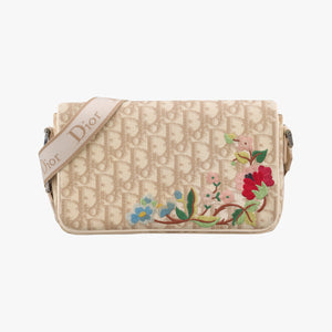 Pre-owned Christian Dior Trotter Flower Beige PVC Coated Canvas Floral Embroidery shoulderbag | stylenewstar