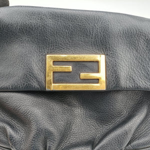 Pre-owned Fendi Fendista Pochette Black Leather 8M0276 shoulderbag | stylenewstar