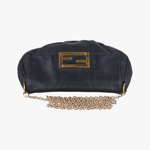 Pre-owned Fendi Fendista Pochette Black Leather 8M0276 shoulderbag | stylenewstar