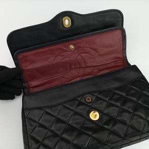 Vintage Chanel Matelasse W Flap Chain Black lambskin shoulderbag | stylenewstar