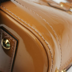 Secondhand Louis Vuitton Alma BB Rose Velours Vernis M91585 shoulderbag | stylenewstar