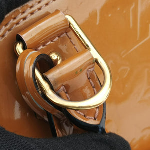 Secondhand Louis Vuitton Alma BB Rose Velours Vernis M91585 shoulderbag | stylenewstar
