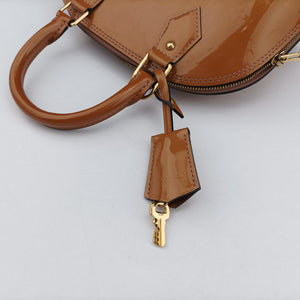 Secondhand Louis Vuitton Alma BB Rose Velours Vernis M91585 shoulderbag | stylenewstar