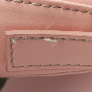 Pre-owned Fendi Mamma Baguette Pink Leather 26725 shoulderbag | stylenewstar