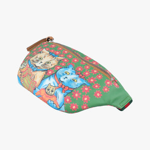 Pre-owned Gucci kids GG Top strawberry Print Green × Multi canvas 502095 bum bag/waist bag | stylenewstar
