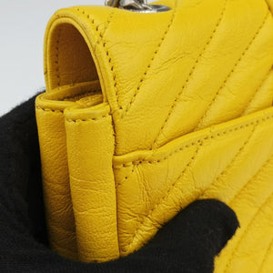 Pre-owned Yves Saint Laurent Baby Chai Yellow Leather 399289 shoulderbag | stylenewstar