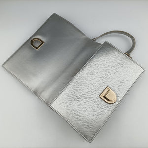 Pre-owned Christian Dior Diorama Silver Leather shoulderbag | stylenewstar