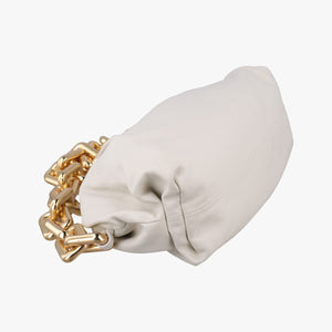 Vintage Bottega Veneta THE Chain Pouch White lambskin shoulderbag | stylenewstar
