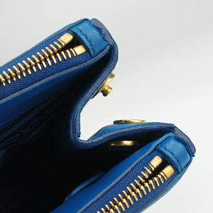 Vintage Prada Galleria Blue SAFFIANO Leather BN1801 handbag | stylenewstar