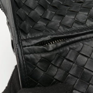 Secondhand Bottega Veneta Intrecciato Black lambskin shoulderbag | stylenewstar