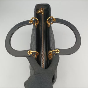 Pre-owned Christian Dior Lady Dior Black lambskin handbag | stylenewstar