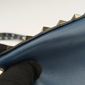 Pre-owned Valentino Rockstud Navy Leather shoulderbag | stylenewstar