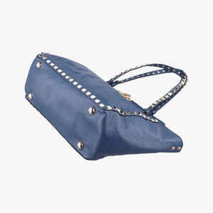 Pre-owned Valentino Rockstud Navy Leather shoulderbag | stylenewstar