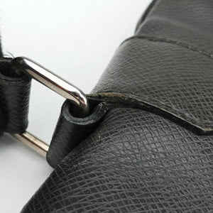 Pre-owned Louis Vuitton SASHA Grey TAIGA M32630 shoulderbag | stylenewstar