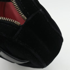 Pre-owned Gucci GG Marmont Black velour 476484 bum bag/waist bag | stylenewstar