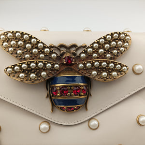Pre-owned Gucci Broadway Pearl Bee White Leather 453778 shoulderbag | stylenewstar