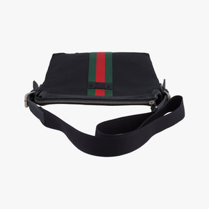 Pre-owned Gucci Sherry Line Black×Red×Green canvas 387111 shoulderbag | stylenewstar