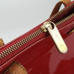 Pre-owned Louis Vuitton Bellevue GM Pomme d'Amour Vernis M93587 handbag | stylenewstar