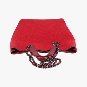 Vintage Chanel Matelasse Pop tote Red Leather x Felt shoulderbag | stylenewstar