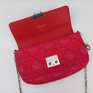 Vintage Christian Dior Miss Dior CANNAGE New Lock Rose lambskin shoulderbag | stylenewstar